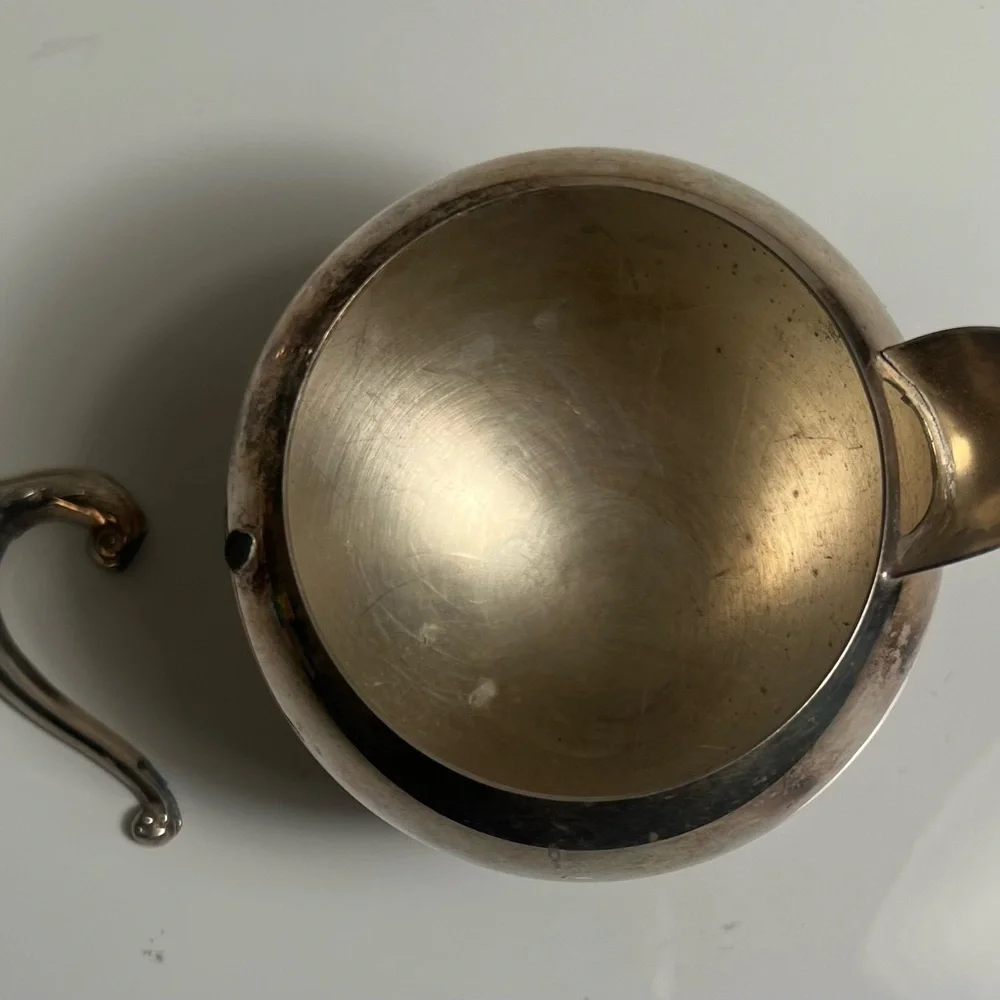 Vintage 1960’s F.B. Rogers Silver Plate Coffee/Tea Pot   w/Creamer & Tray 40 oz. - Picture 5 of 15